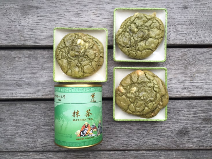 Prettaly_Matcha_WhiteChocChip_Cookies_WithTea.jpg